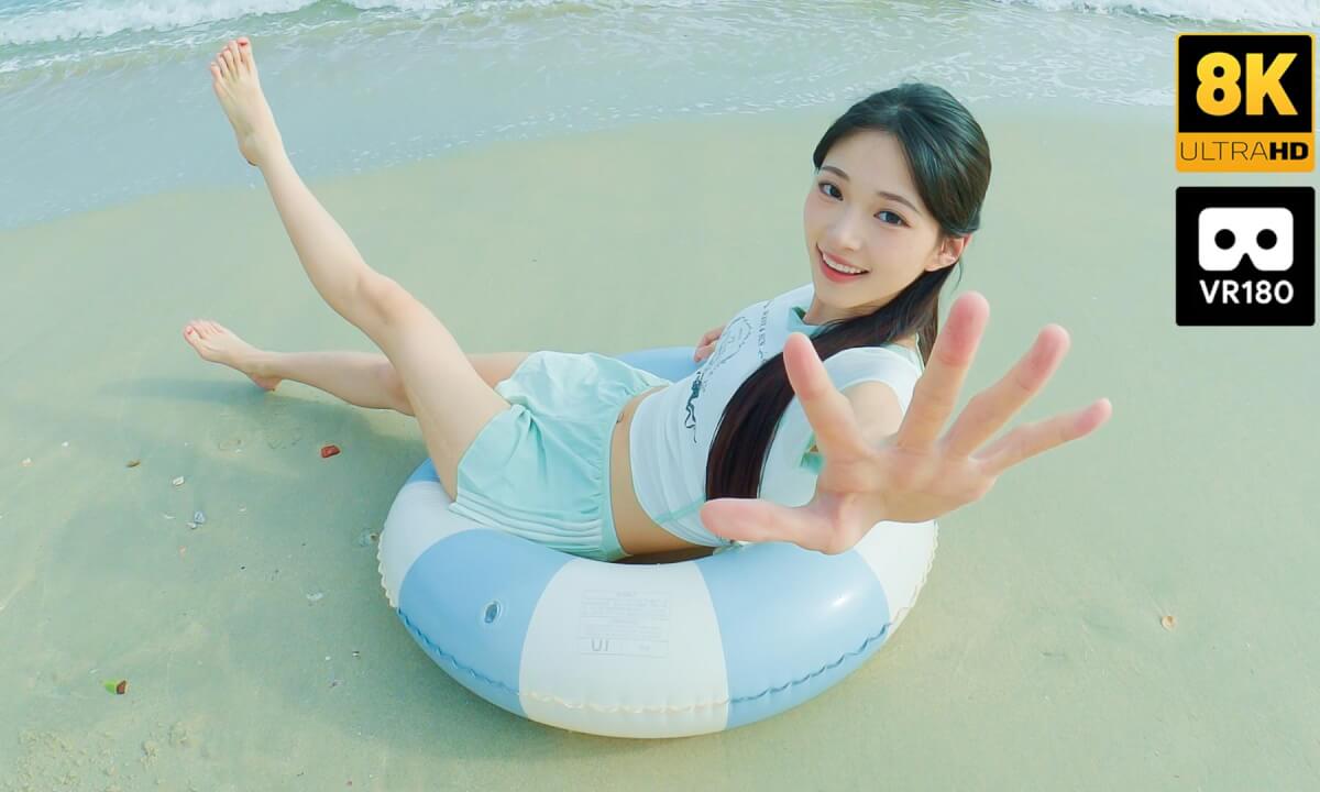 Pretty girl @小羊 portrait shoot at the seaside cover