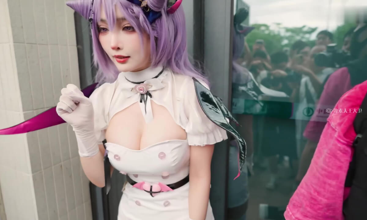 Amazing Cos.127 cover