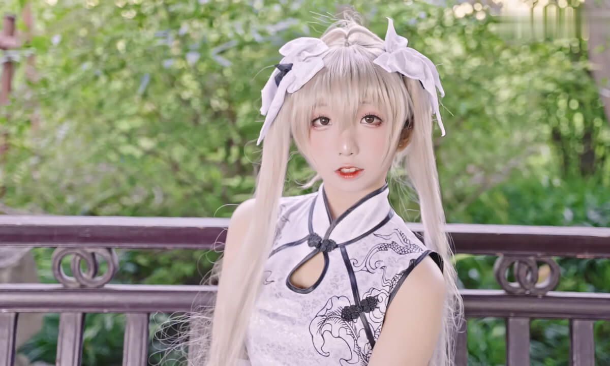 Amazing Cos.135 cover