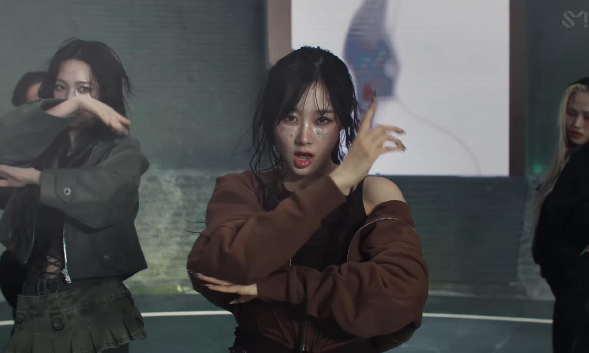 'Armageddon' MV cover