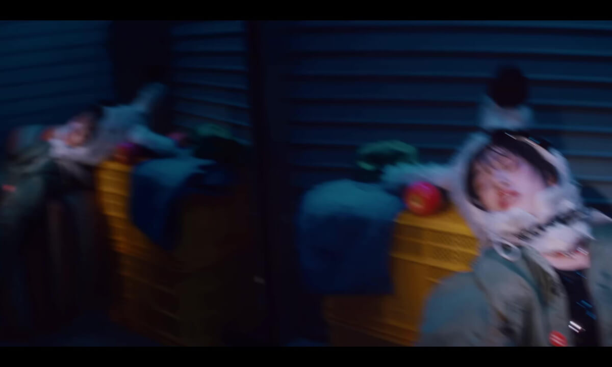 'Off The Record' MV cover