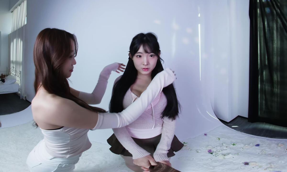 8k Twice the Look, Twice the Fun cover