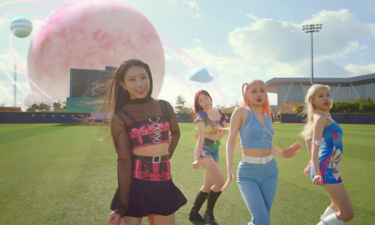 'Heart Rider' MV cover