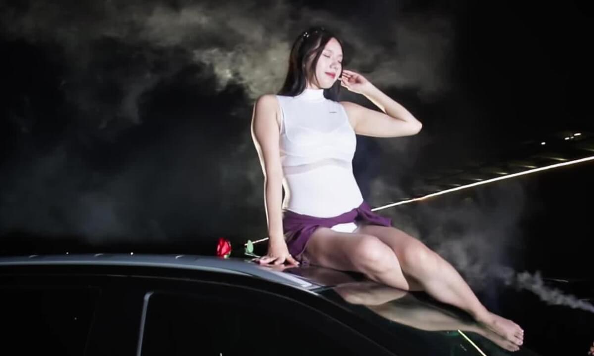 Beauty & Steel – The Perfect Fusion | 8k cover