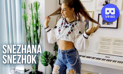 Snezhana Snezhok dancing and shooting TikTok videos VR Video Snezhana Snezhok dancing and shooting TikTok videos VR