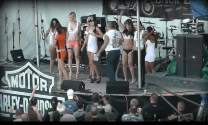 Harley Davidson wet shirt contest 2D to 3D Harley Davidson wet shirt contest 2D to 3D