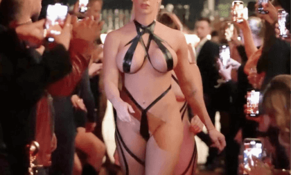 Black Tape me babe hotties Fashion Week Paris 2024 #118 Just Walk VR Black Tape me babe hotties Fashion Week Paris 2024 #118 Just Walk VR