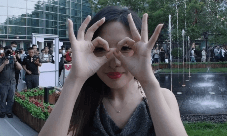 Beautiful car models (1).MP4 VR Video Beautiful car models (1).MP4 VR