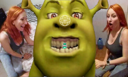MINI SHREK MEME IS LOVE VR Video MINI SHREK MEME IS LOVE VR