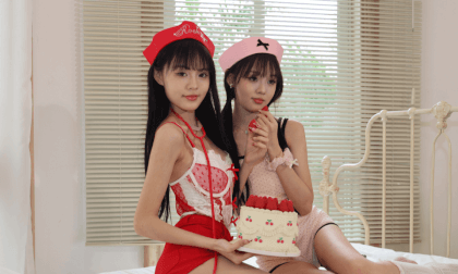 双胞胎姐妹,护士风格cos VR Video 双胞胎姐妹,护士风格cos VR