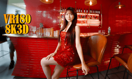 Pretty girl in bar VR Video Pretty girl in bar VR