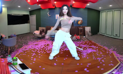 狸妖妖20241007001 危险派对 3D VR 180 8K VR Video 狸妖妖20241007001 危险派对 3D VR 180 8K VR