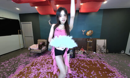 狸妖妖20241014001 狂々撫子 3D VR 180 8K VR Video 狸妖妖20241014001 狂々撫子 3D VR 180 8K VR