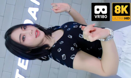 Let's "Shake It"! VR Video Let's "Shake It"! VR