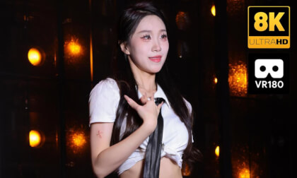 Sweet girl dancing in thacher clothes VR Video Sweet girl dancing in thacher clothes VR