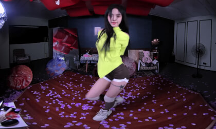 狸妖妖20241228001 Queencard 3D VR 180 8K 狸妖妖20241228001 Queencard 3D VR 180 8K