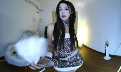 云云子yunyunzi 20250214004 时候 3D VR 180 8K VR Video 云云子yunyunzi 20250214004 时候 3D VR 180 8K VR