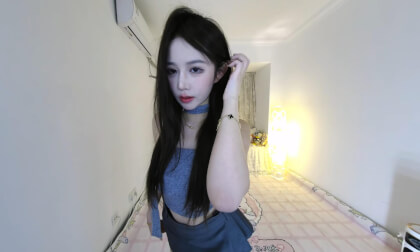 云云子yunyunzi 20250218005 He's Looking At You 3D VR 180 8K VR Video 云云子yunyunzi 20250218005 He's Looking At You 3D VR 180 8K VR