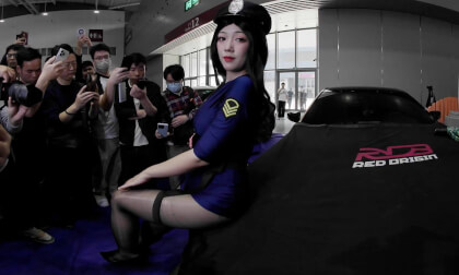 A model wearing a police uniform VR Video A model wearing a police uniform VR