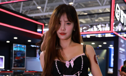 She smiles like an angel VR Video She smiles like an angel VR