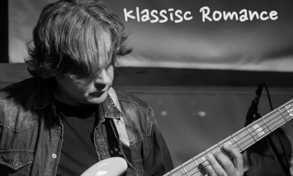 Clasic guitar 3D 180( klassisk romance ) Clasic guitar 3D 180( klassisk romance )