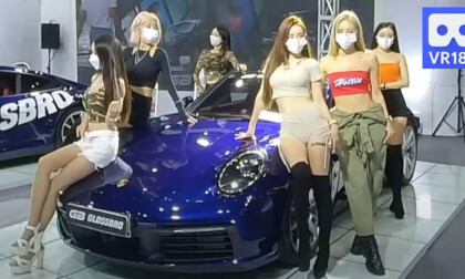 3D VR Hot Girls Porsche Racing Models Promotional Models VR Video 3D VR Hot Girls Porsche Racing Models Promotional Models VR