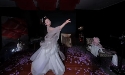 狸妖妖liyaoyao 20250417001 美丽的神话 3D VR 180 8K VR Video 狸妖妖liyaoyao 20250417001 美丽的神话 3D VR 180 8K VR