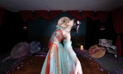 狸妖妖liyaoyao 20250424001 新贵妃醉酒 3D VR 180 8K VR Video 狸妖妖liyaoyao 20250424001 新贵妃醉酒 3D VR 180 8K VR