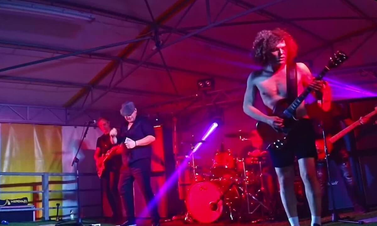 AC/DI Hell's Bells live Cover - AC/DC European Tribute Band cover