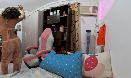 SEE-THROUGH Twerkout 💦 | 10 Min Dance Test in Pajamas & Sheer Top VR Video SEE-THROUGH Twerkout 💦 | 10 Min Dance Test in Pajamas & Sheer Top VR