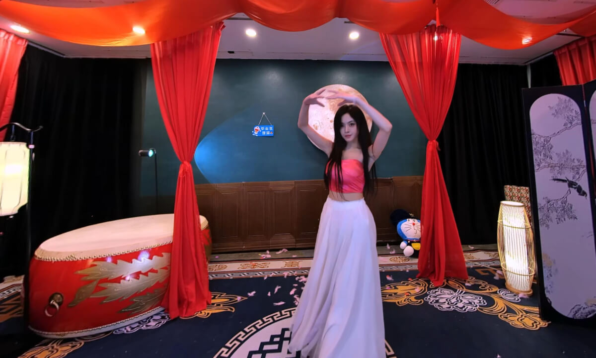 狸妖妖liyaoyao 20250616001 爱的华尔兹 3D VR 180 8K cover