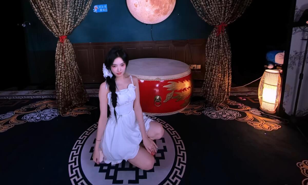 狸妖妖liyaoyao 20250706001 Flower 3D VR 180 8K cover
