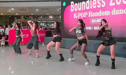 HANDS UP 250802_205956432 VR Video HANDS UP 250802_205956432 VR