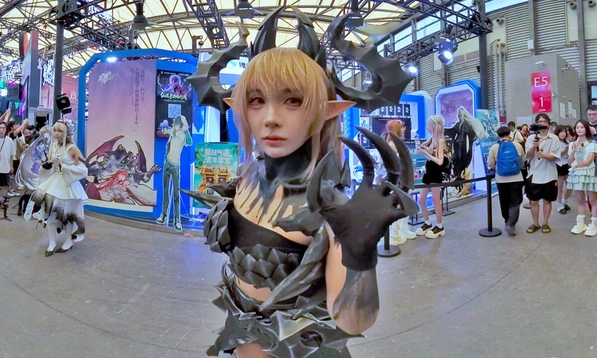 (3D VR180)2025 china joy coser cover