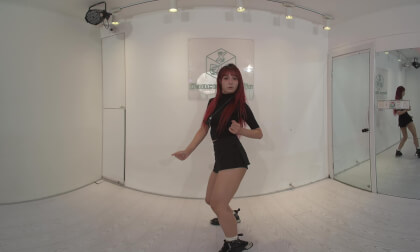 Up and Down by Mijiu & Xiangcai VR Video Up and Down by Mijiu & Xiangcai VR