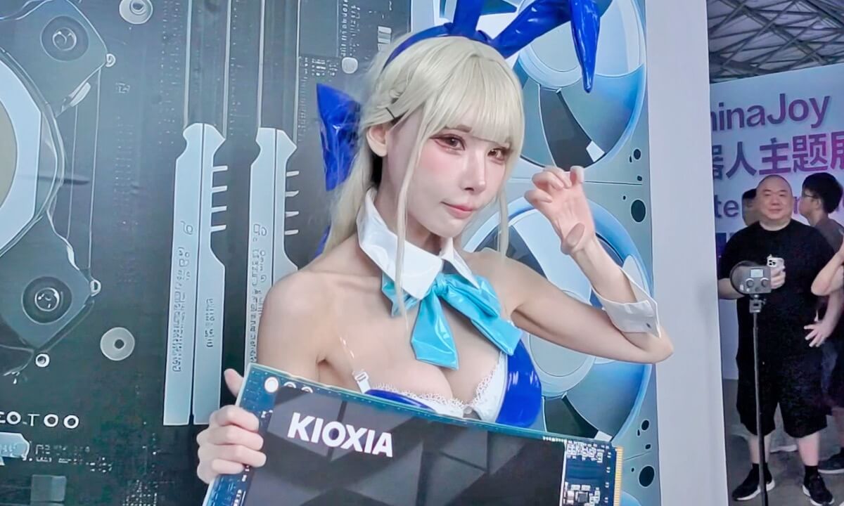 Wow, a bunny girl!(3D VR180)2025 china joy coser cover