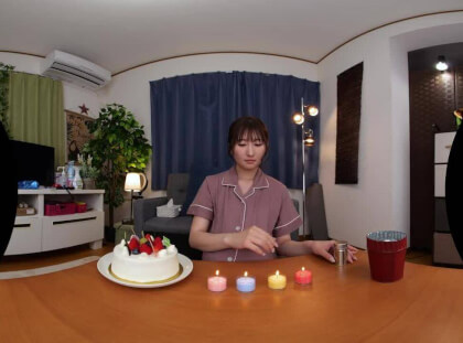 Make a wish with four-colored candles VR Video Make a wish with four-colored candles VR