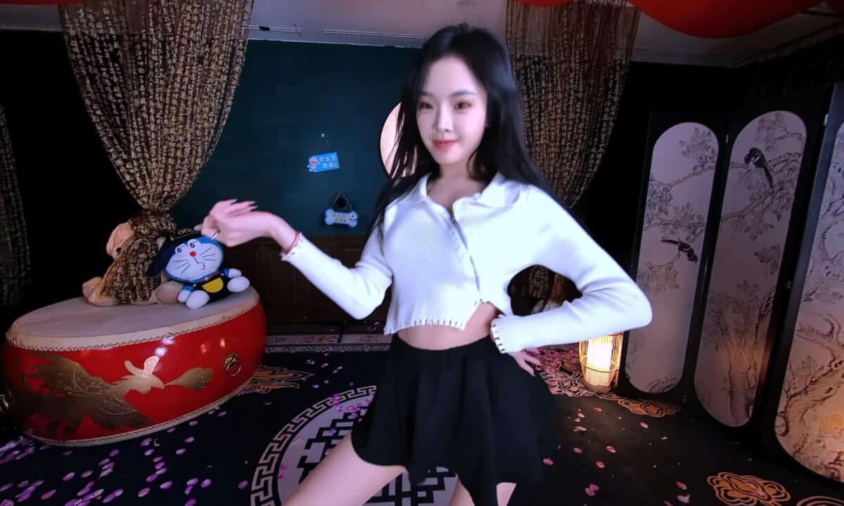 狸妖妖liyaoyao 20250924001 Up&Down 3D VR 180 8K cover