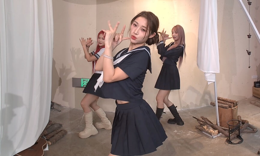 Back to Me - School Outfits Version! cover