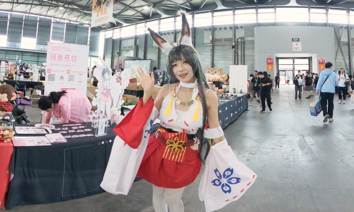 Models at Wonder Festival 2025 (3D VR180) cover