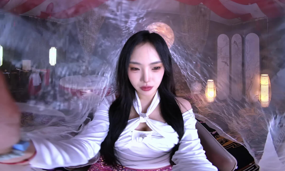 狸妖妖liyaoyao 20250925001 偏爱 对视 3D VR 180 8K cover