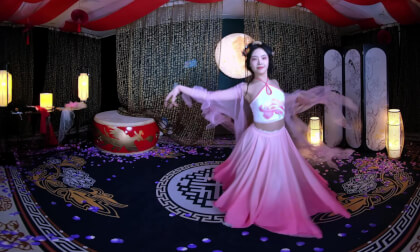 狸妖妖liyaoyao 20250926001 新贵妃醉酒 3D VR 180 8K VR Video 狸妖妖liyaoyao 20250926001 新贵妃醉酒 3D VR 180 8K VR