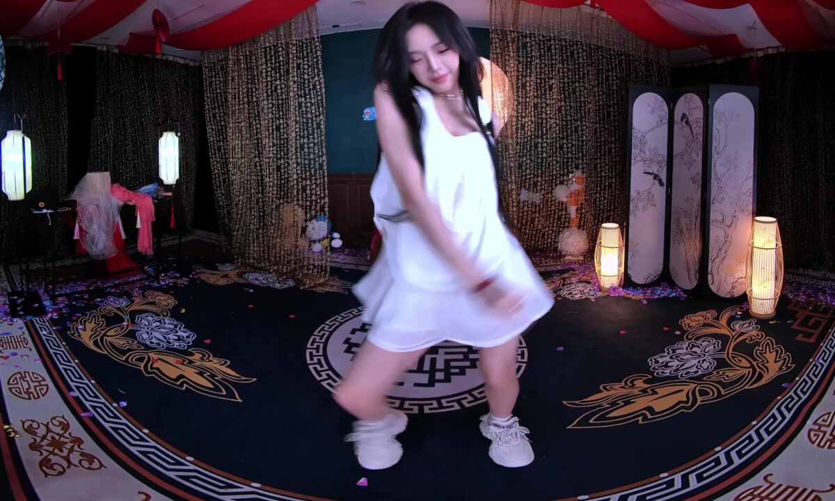 狸妖妖liyaoyao 20251002001 Shake It 3D VR 180 8K cover