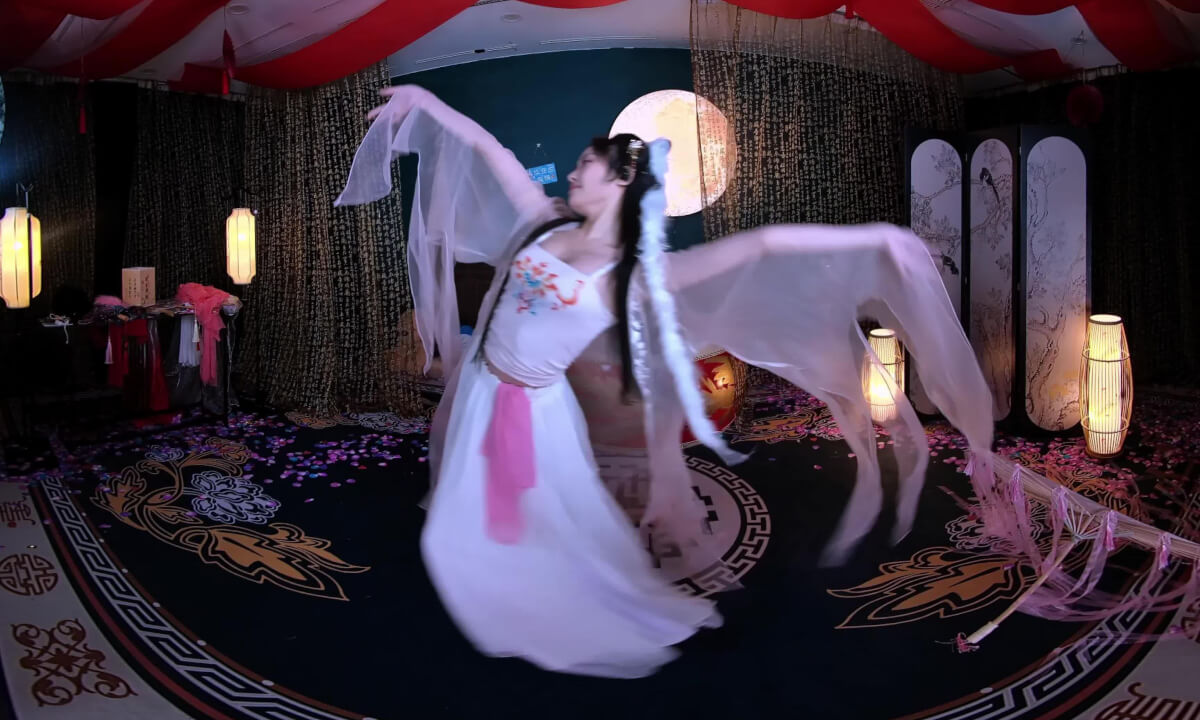 狸妖妖liyaoyao 20251004001 红马 3D VR 180 8K cover