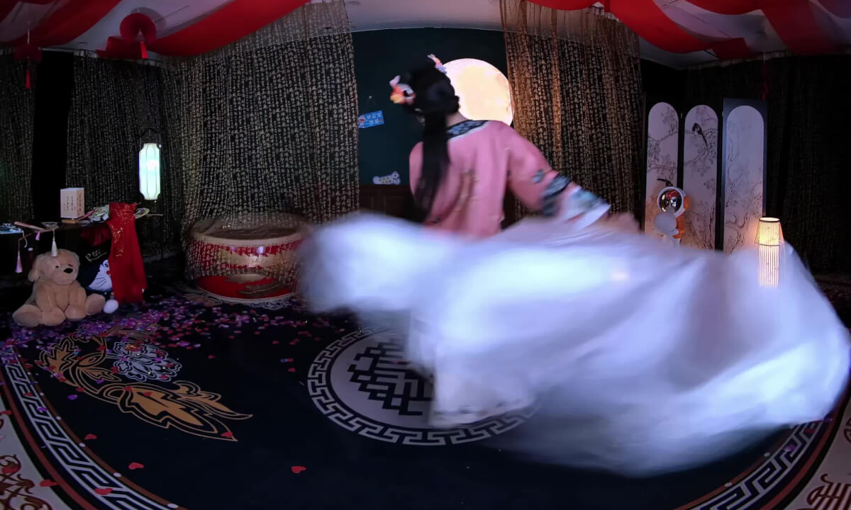 狸妖妖liyaoyao 20251018001 白狐 3D VR 180 8K cover