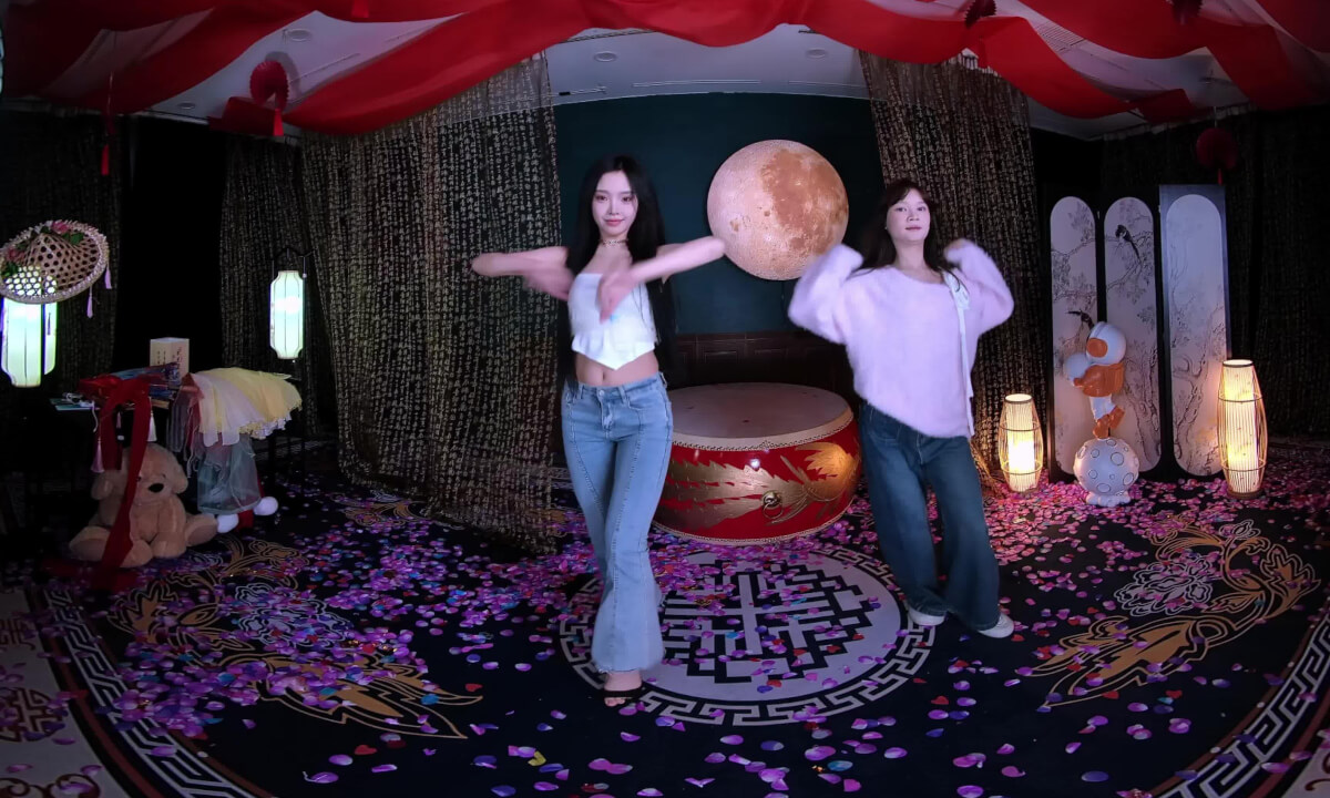 狸妖妖liyaoyao 20251025001 Roly Poly 3D VR 180 8K cover