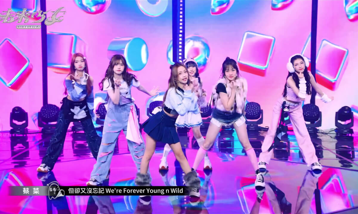 CRYXTAL ＂Just got here Q_Q＂ cover