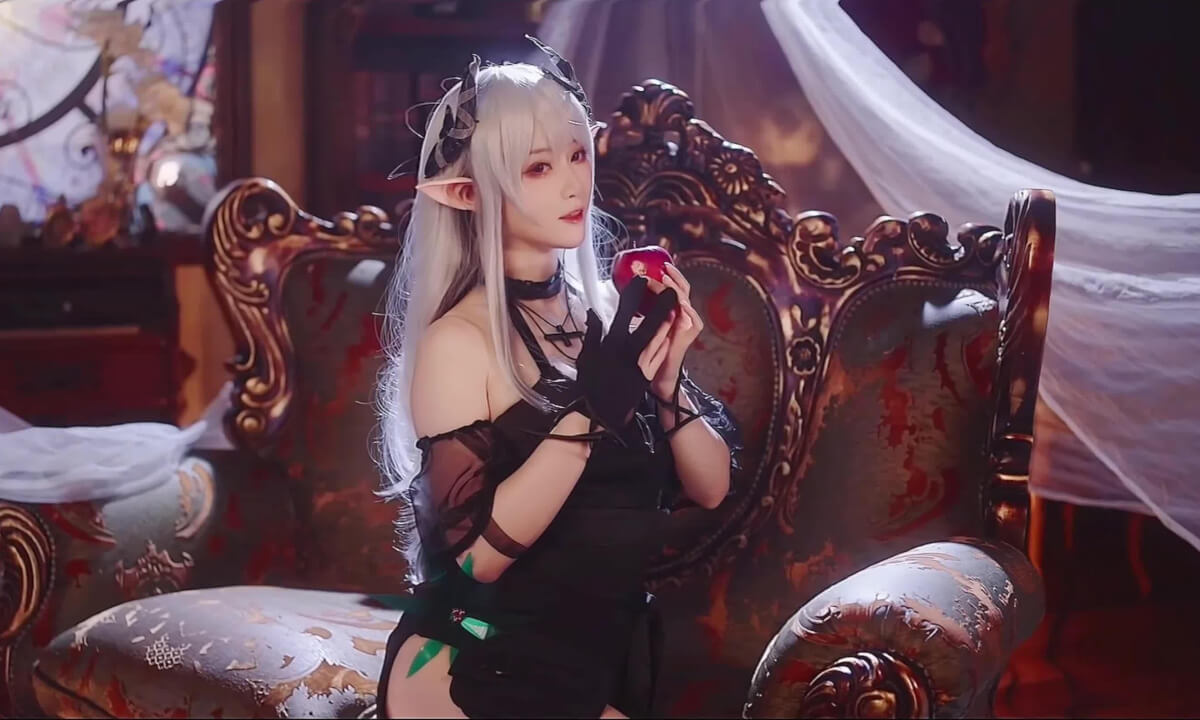 Amazing Cos.29 cover