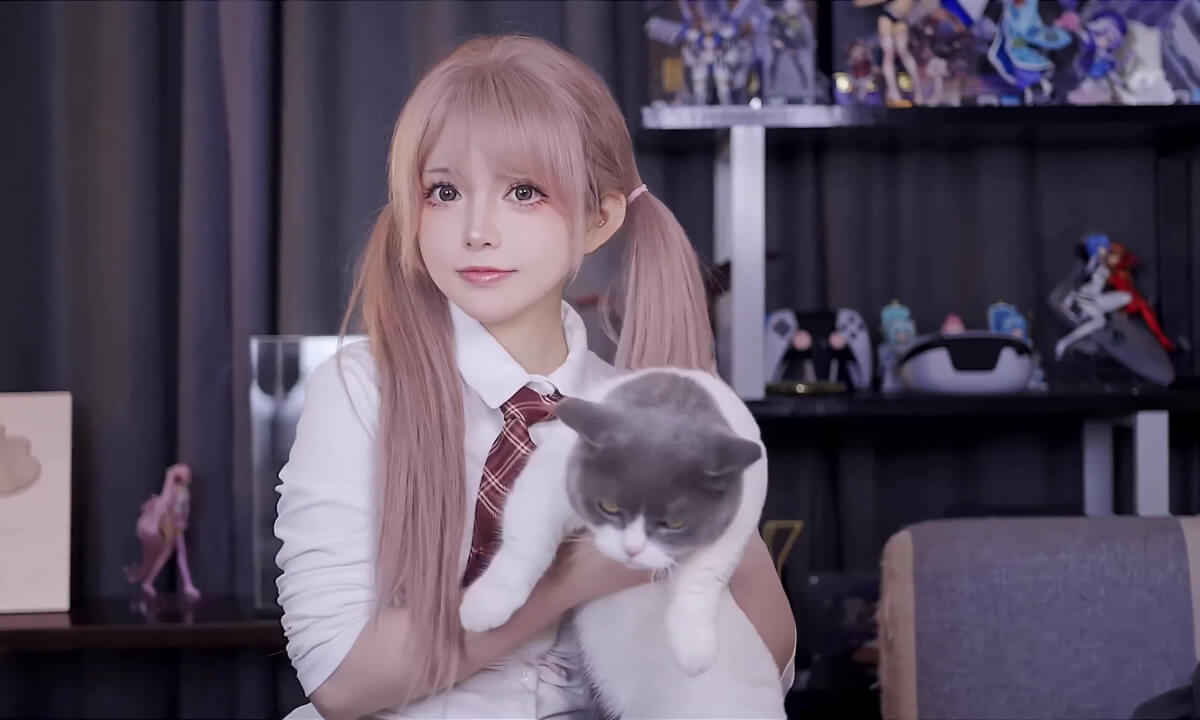 Amazing Cos.44 cover