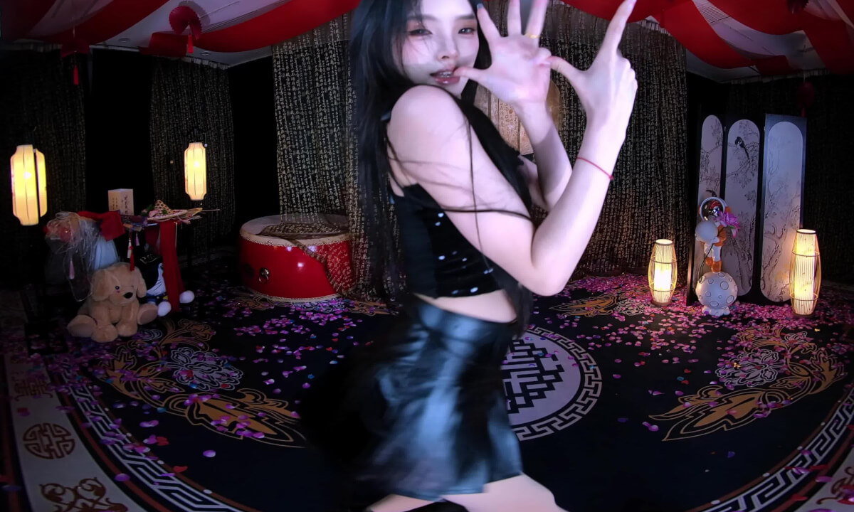 狸妖妖liyaoyao 20251104001 Back to Me 3D VR 180 8K cover